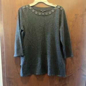 Cable & Gauge Gray Top